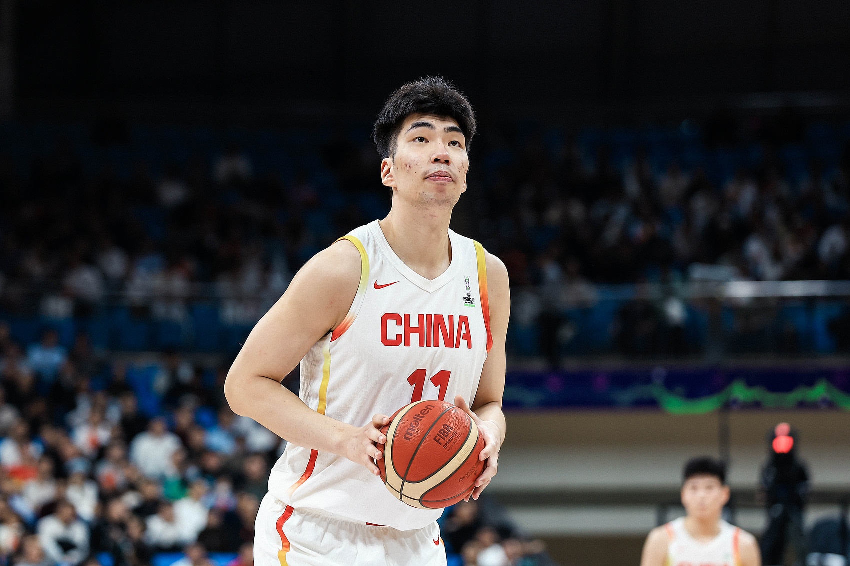媒体人：余嘉豪辗转3万里&amp;通过5次转机驰援中国男篮 担心影响状态